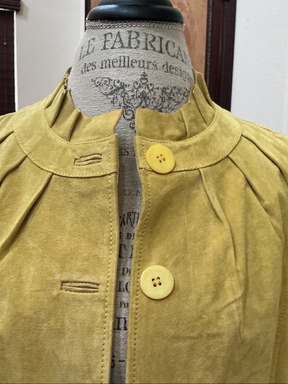 Dialogue Yellow Leather Suede Button-Front Jacket - Picture 2 of 6